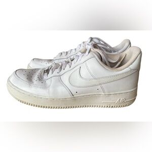 Nike Air Force 1 '07 Low Mens Basketball Shoes